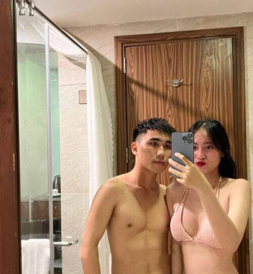Ảnh 7 của Clip sex việt Địt em Makeup Vũ Thu Hiền lồn non cực múp