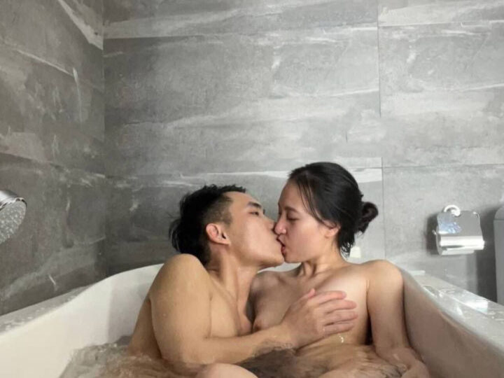 Ảnh 5 của Clip sex việt Địt em Makeup Vũ Thu Hiền lồn non cực múp