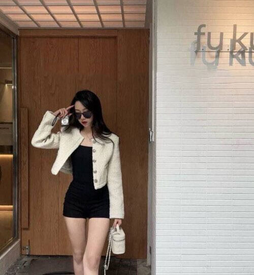 Ảnh 1 của Clip sex việt Địt em Makeup Vũ Thu Hiền lồn non cực múp