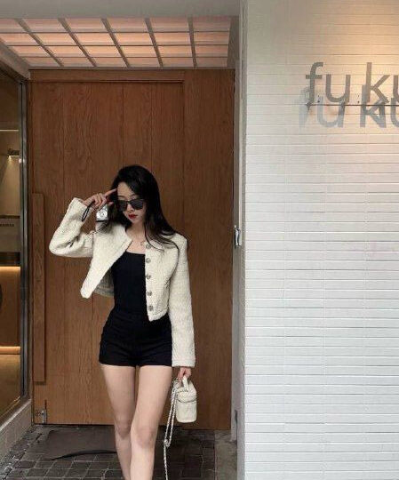 Ảnh 3 của Clip sex việt Địt em Makeup Vũ Thu Hiền lồn non cực múp – Phần 2
