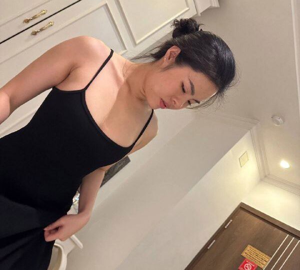 Ảnh 12 của Em ghệ mông to sướng tê khi anh nhấp mạnh (Full Clip + Pic) – Phần 3